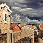 Voltera In Old Town, With Parking Nearby Apartment Betina (Sibenik-Knin)