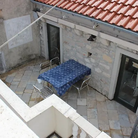 Voltera Parking Space Near The House Apartment