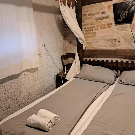 Apartment Voltera Parking Space Near The House Betina (Sibenik-Knin)