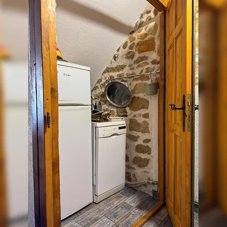 Voltera In Old Town, With Parking Nearby Apartment *