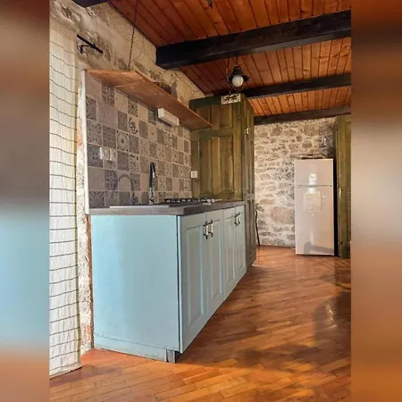 Voltera In Old Town, With Parking Nearby Apartamento *