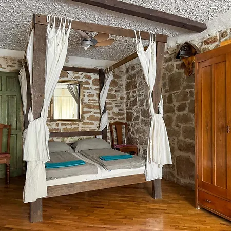 Apartment Voltera In Old Town, With Parking Nearby Betina (Sibenik-Knin)