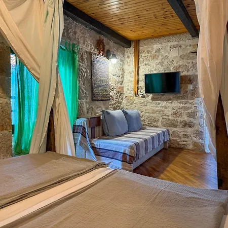 Apartment Voltera In Old Town, With Parking Nearby Betina (Sibenik-Knin)
