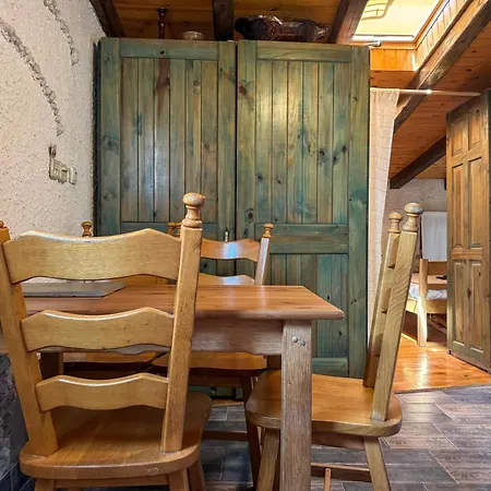 Voltera In Old Town, With Parking Nearby Appartement