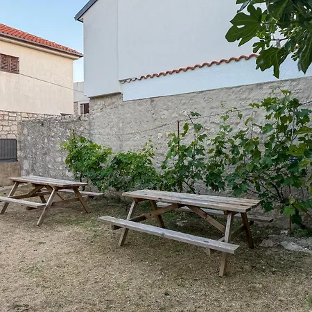 Voltera In Old Town, With Parking Nearby Apartman *