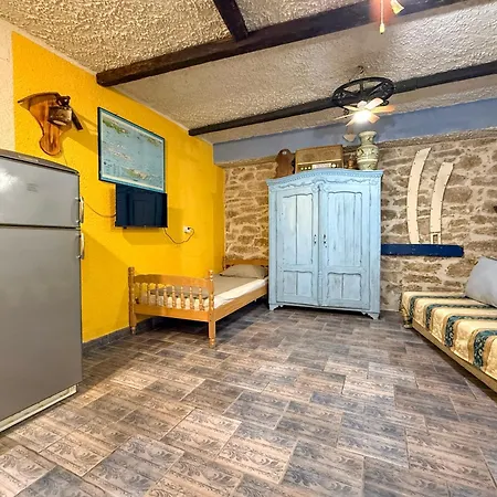 Apartman Voltera In Old Town, With Parking Nearby *