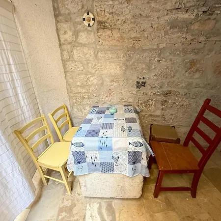 Apartman Voltera In Old Town, With Parking Nearby