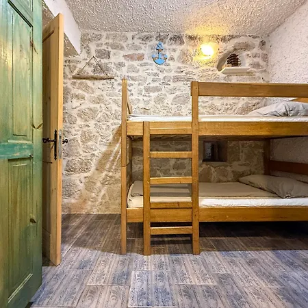 Apartman Voltera In Old Town, With Parking Nearby Betina (Sibenik-Knin)