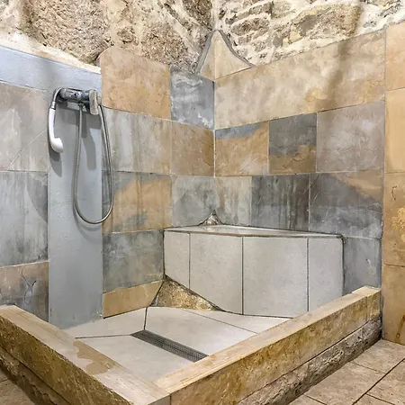 Voltera In Old Town, With Parking Nearby Betina (Sibenik-Knin)