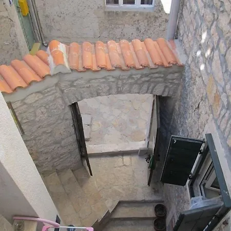Apartamento Voltera In Old Town, With Parking Nearby