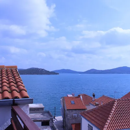 Voltera In Old Town, With Parking Nearby Apartamento