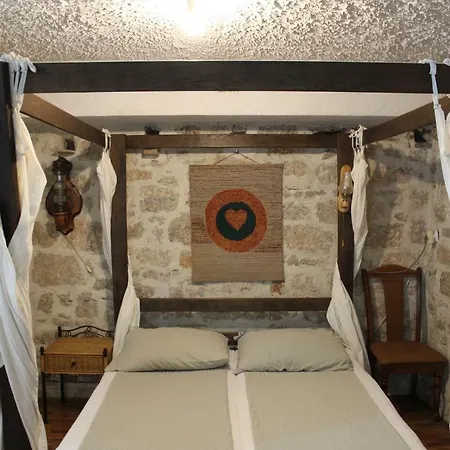 Apartment Voltera Parking Space Near The House Betina (Sibenik-Knin)