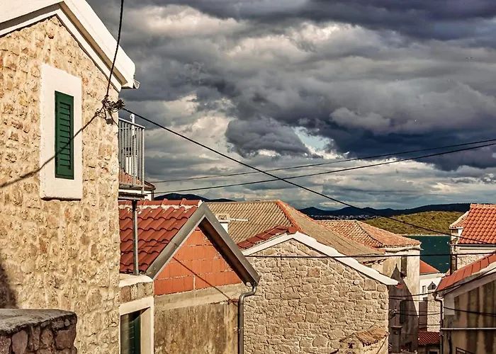 Voltera In Old Town, With Parking Nearby Апартаменты Бетина