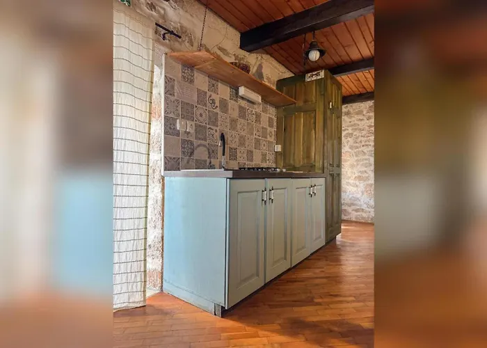 Апартаменты Voltera In Old Town, With Parking Nearby *