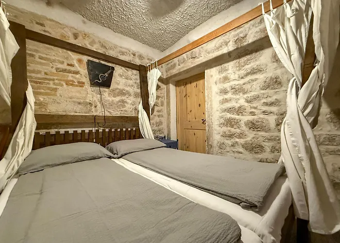 Voltera In Old Town, With Parking Nearby