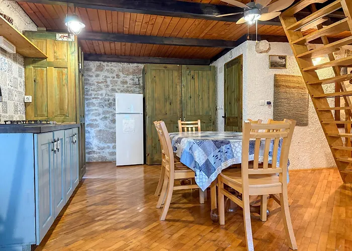 Voltera In Old Town, With Parking Nearby Апартаменты