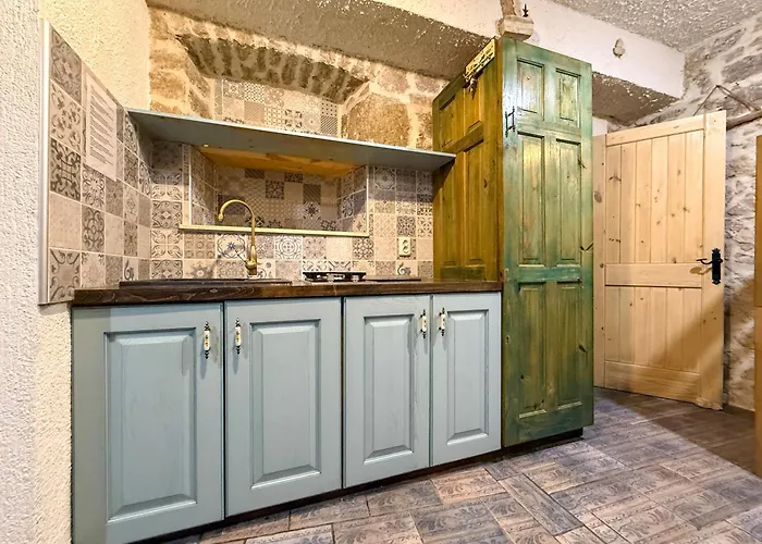 Voltera In Old Town, With Parking Nearby Апартаменты *