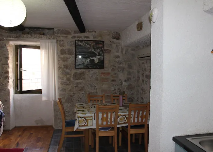 Апартаменты Voltera In Old Town, With Parking Nearby